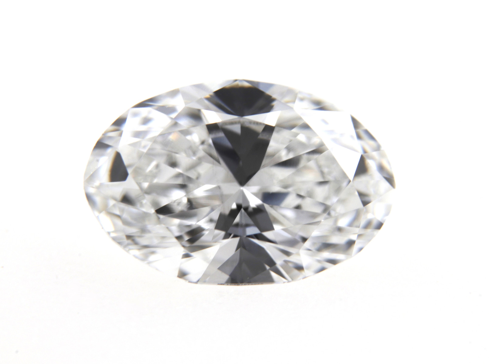 0.65 CT E VVS2 LABORATORIJSKI DIAMANT LABGROWN DIAMOND IGI 777613444 1 OVALEN LABORATORIJSKI DIAMANT 0.65 CT, E, VVS2